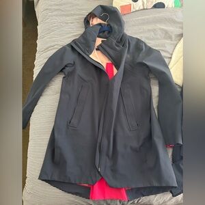 The North Face Women’s Goretex Rain Trench Size Medium - Blue